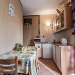 Delfin With Seaview 100 Meters From The Sea - By Ta Leut Agency *