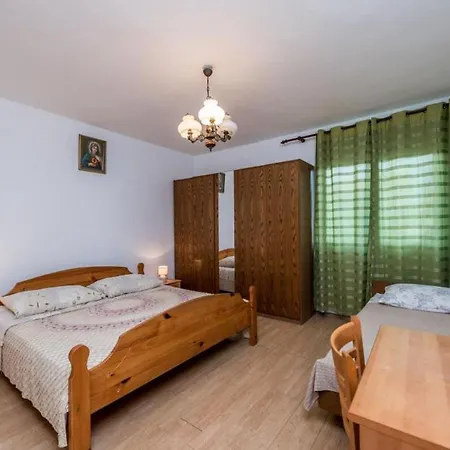 Delfin With Seaview 100 Meters From The Sea - By Ta Leut Agency Apartman *