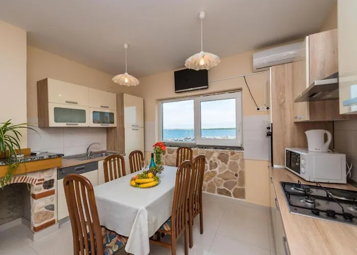 Delfin With Seaview 100 Meters From The Sea - By Ta Leut Agency Appartement *