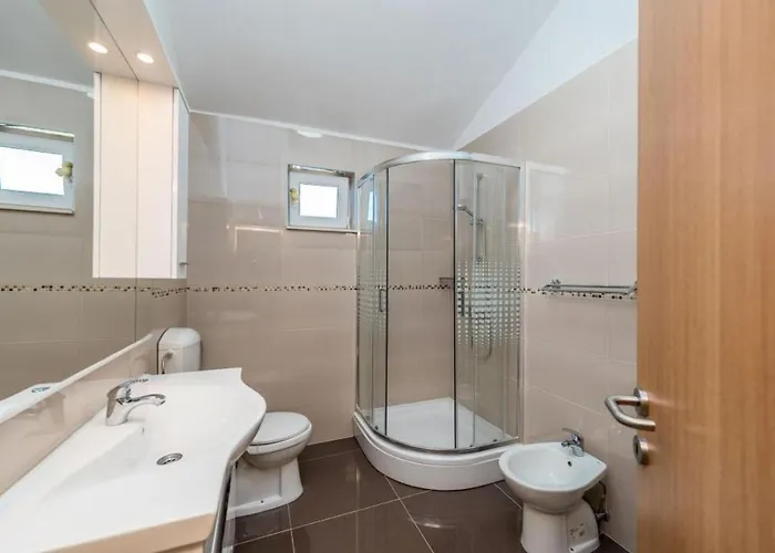 Delfin With Seaview 100 Meters From The Sea - By Ta Leut Agency Appartement