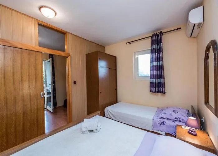 Delfin With Seaview 100 Meters From The Sea - By Ta Leut Agency Appartement