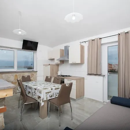 Delfin With Seaview 100 Meters From The Sea - By Ta Leut Agency شقة *