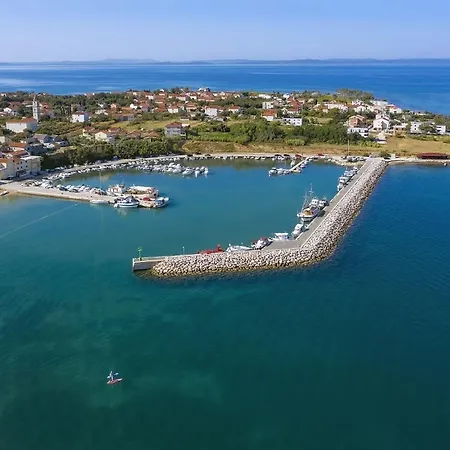 Delfin With Seaview 100 Meters From The Sea - By Ta Leut Agency